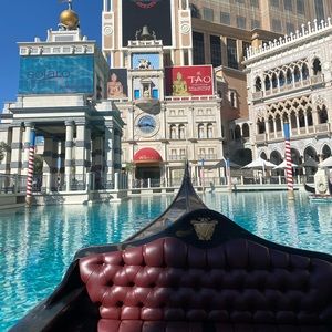 Meet your Posher, Abdullah